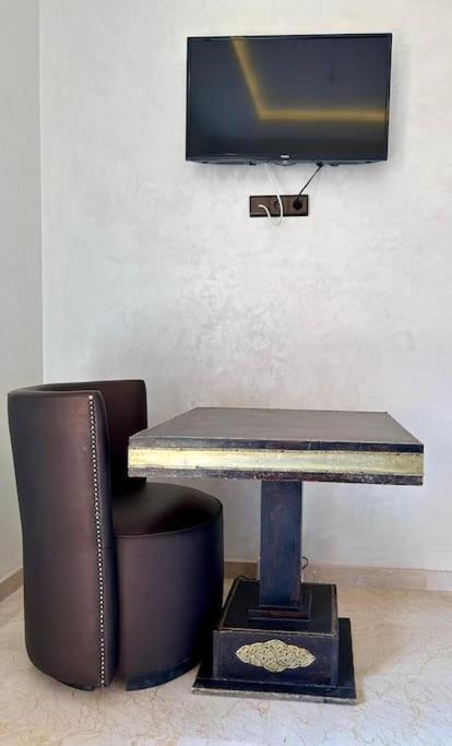 Appartement*piscine*aeroport* *